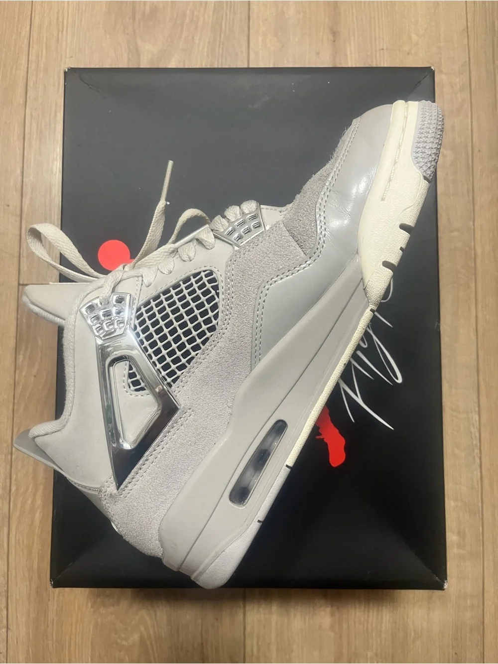 Jordan iconic silhouette
